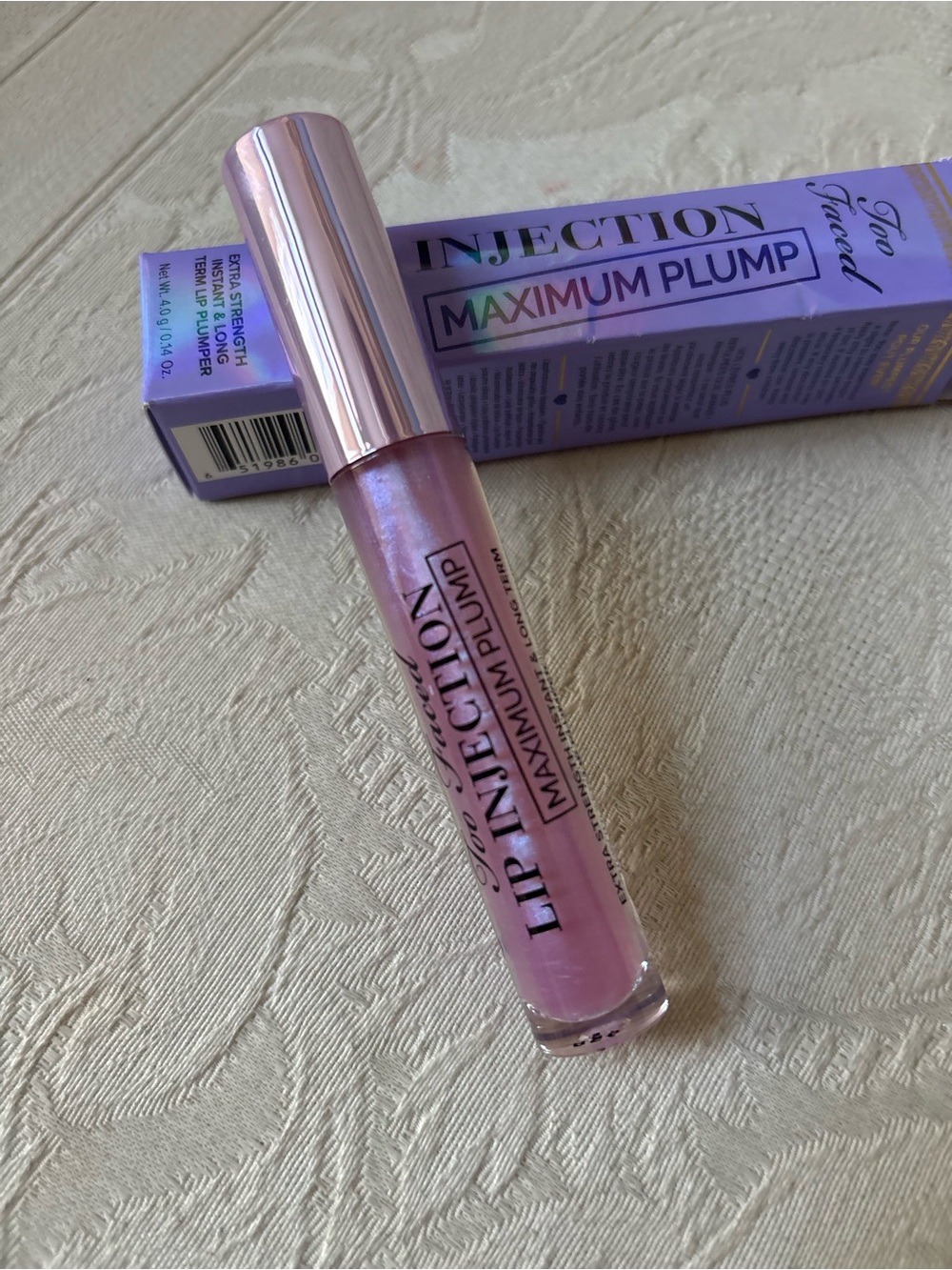 Too Faced Lip Injections LipGloss Maximum Plumping in Blueberry Buzz BNIB